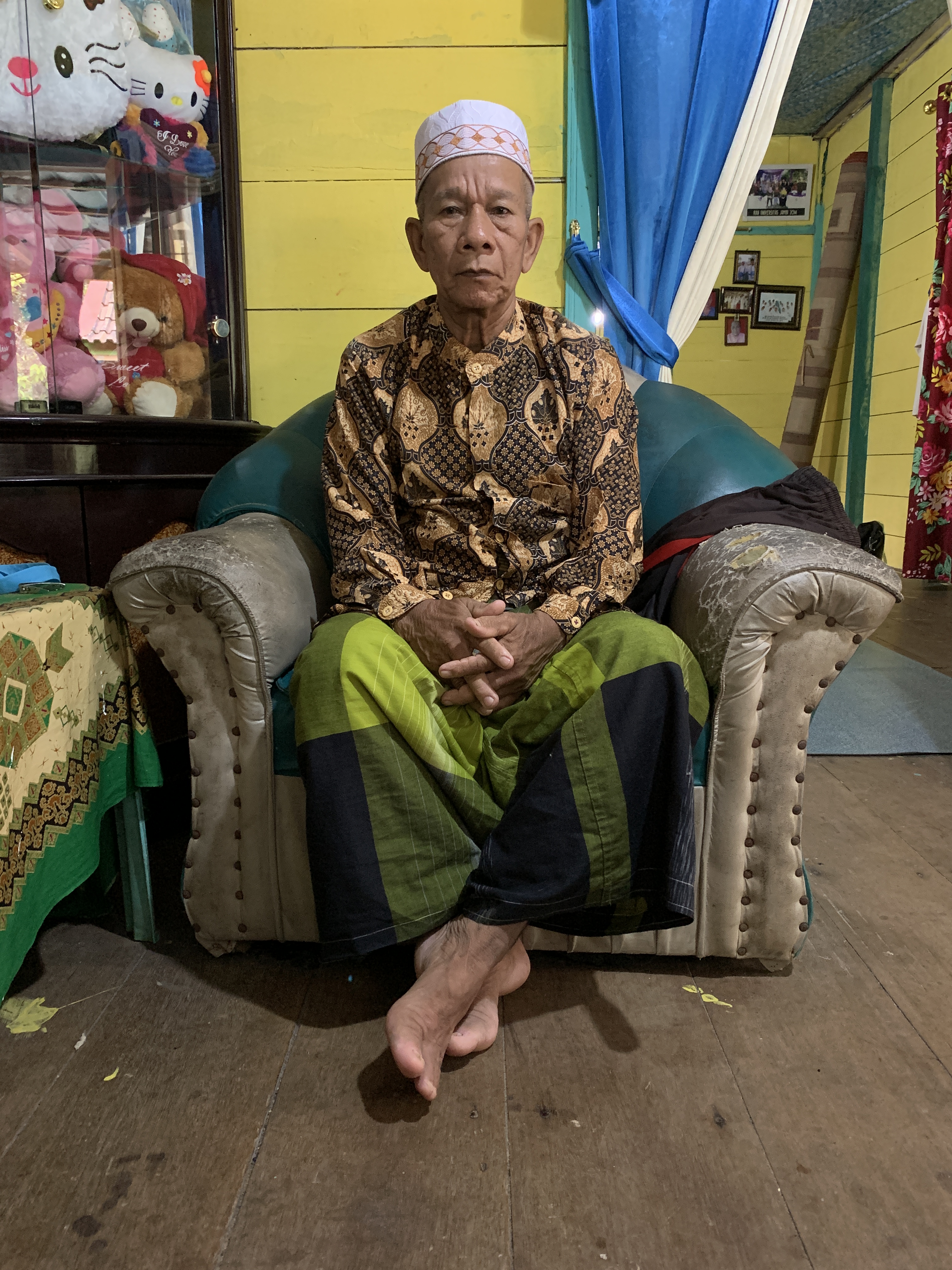 Abdul Kodir Jailani, the treasurer of a cooperative that entered a partnership with Golden Agri-Resources subsidiary PT Satya Kisma Usaha. Photo: Yitno Suprapto.